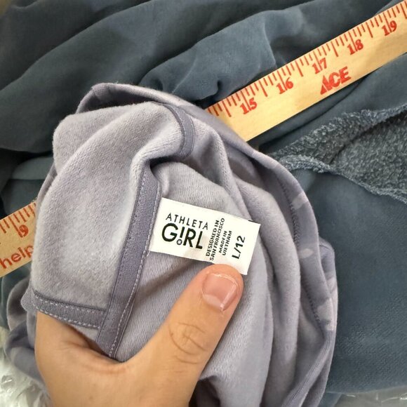 Athleta Girl Camouflage Printed Hoodie Purple Size Large / 12 Soft Comfy Camo - Picture 6 of 7